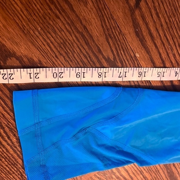 Lululemon Run: Inspire Crop 4
Beach Blanket Blue Wee Are From Space Aquamarine - Picture 11 of 11